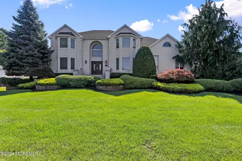 108 Rolling Hill Dr, Morganville, NJ 07751