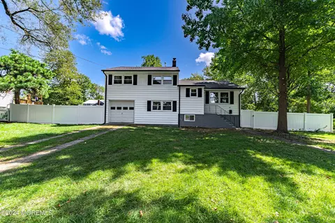 47 David Ter, Red Bank, NJ 07701