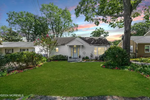 230 17th Ave, Brick, NJ 08724