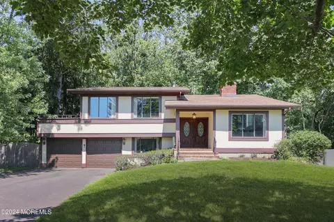 13 Chippewa Rd, Toms River, NJ 08753