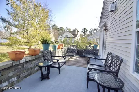 Exterior - 2 Woodview Dr, Whiting, NJ 08759 photo 2 of 2