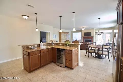 Kitchen - 2 Woodview Dr, Whiting, NJ 08759 photo 4 of 4