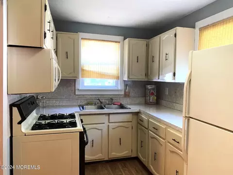 696 Wright Debow Rd, Jackson, NJ 08527 photo 5