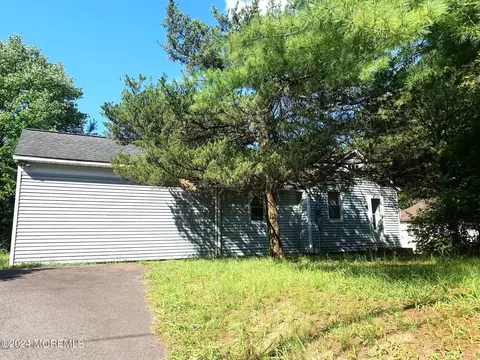 696 Wright Debow Rd, Jackson, NJ 08527 photo 2