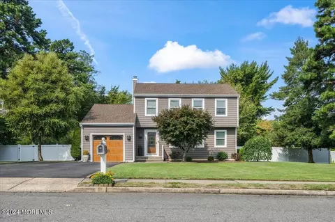 33 Browning Ave, Bayville, NJ 08721