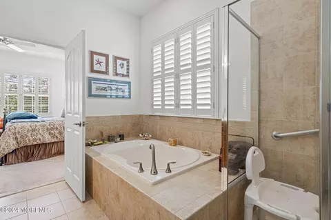 Bath - 20 Cape May Ct, Waretown, NJ 08758 photo 2 of 2