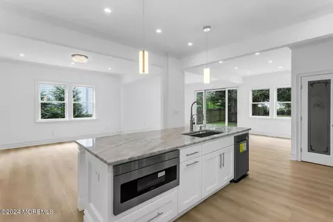 10 2nd St, Rumson, NJ 07760 photo 8