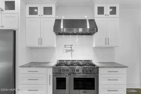 10 2nd St, Rumson, NJ 07760 photo 9