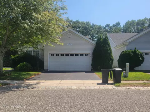 149 Sandpiper Rd, Barnegat, NJ 08005