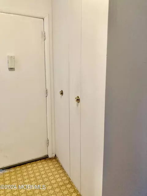 56 Whitman St, Brick, NJ 08724 photo 5