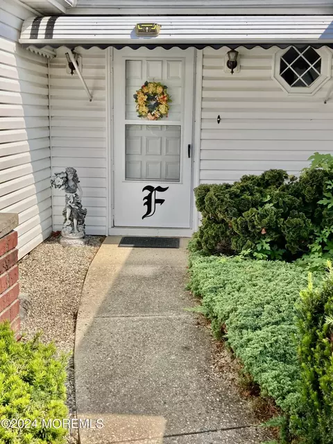 56 Whitman St, Brick, NJ 08724 photo 2