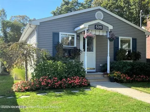 536 Morris Blvd, Toms River, NJ 08753