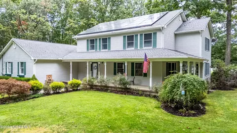 30 Shenandoah Ave, Manchester, NJ 08759