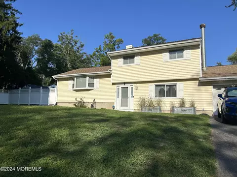 1 Poppy Ave, Neptune City, NJ 07753