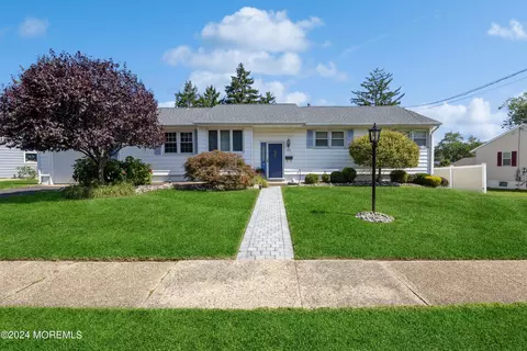704 Berkeley Ln, Neptune City, NJ 07753