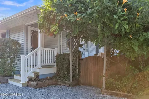 61 Lighthouse Dr, Waretown, NJ 08758 photo 36
