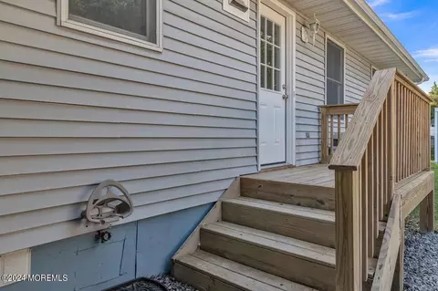 61 Lighthouse Dr, Waretown, NJ 08758 photo 34