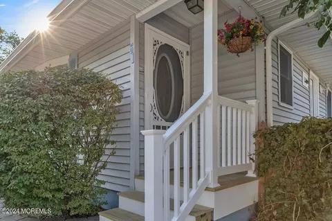 61 Lighthouse Dr, Waretown, NJ 08758 photo 35