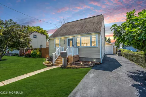 542 Morningside Ave, Union Beach, NJ 07735