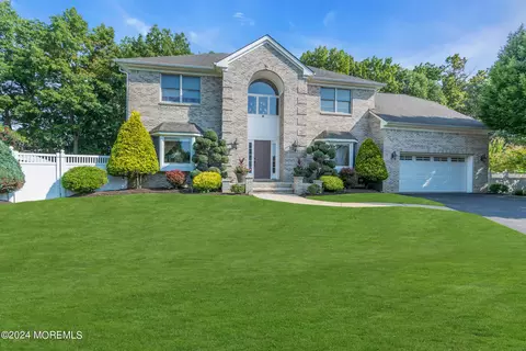 24 Ryjac Dr, Brick, NJ 08724