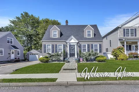 15 S Pulaski Ave, Sayreville, NJ 08872