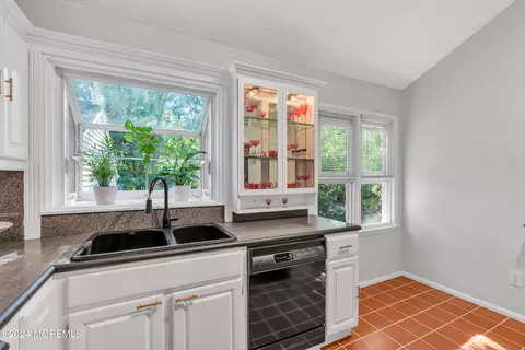 6 Hickory Ct #B, Brielle, NJ 08730 photo 18
