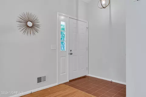 6 Hickory Ct #B, Brielle, NJ 08730 photo 5