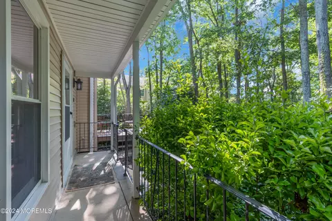 6 Hickory Ct #B, Brielle, NJ 08730 photo 3