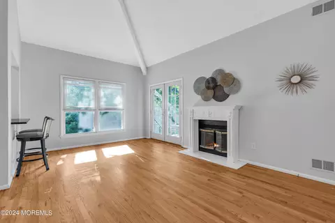 6 Hickory Ct #B, Brielle, NJ 08730 photo 7