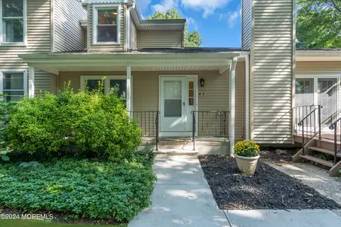 6 Hickory Ct #B, Brielle, NJ 08730 photo 4