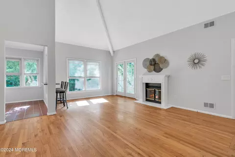 6 Hickory Ct #B, Brielle, NJ 08730 photo 8