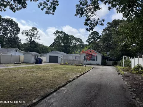 506 Barnegat Ave, Toms River, NJ 08753