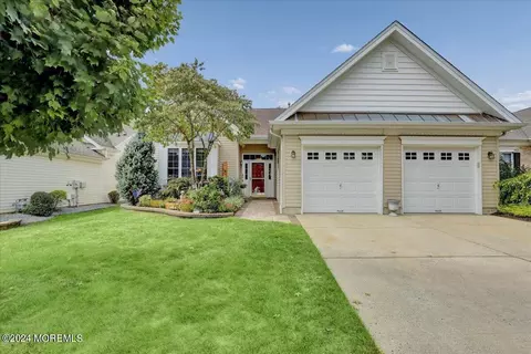 56 Barton Creek Rd, Jackson, NJ 08527