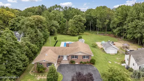 157 Old Beekman Rd, Monmouth Junction, NJ 08852