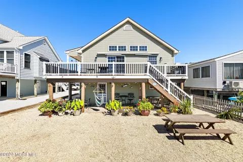 219 Heron Rd, Tuckerton, NJ 08087