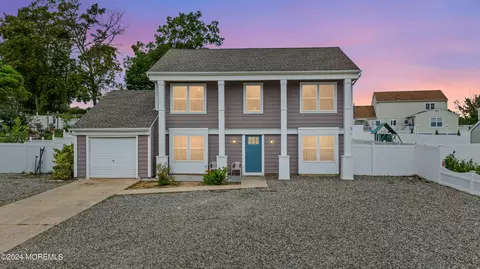 88 Yellowbank Rd, Toms River, NJ 08753