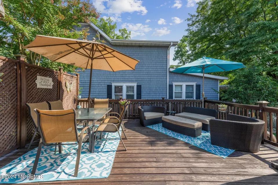 Exterior - 32 Wilson Cir W, Red Bank, NJ 07701 photo 2 of 2