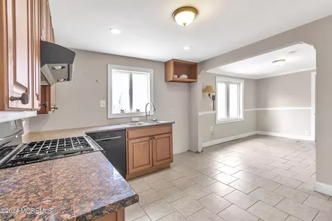 430 Everett Rd, Holmdel, NJ 07733 photo 4