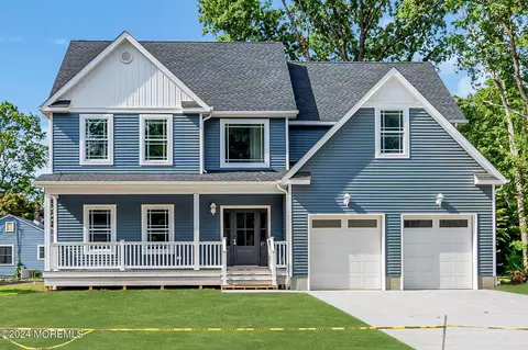 32 Blue Jay Dr, Toms River, NJ 08755