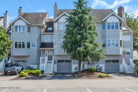 316 Scarlet Ct #3106, Toms River, NJ 08753