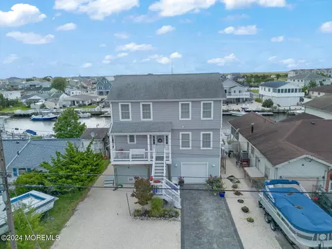 10 N Captains Dr, Little Egg Harbor, NJ 08087