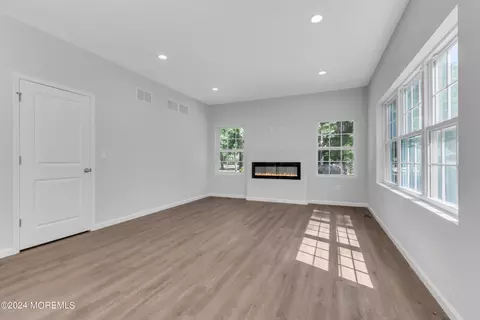 699 Willys Ln, Jackson, NJ 08527 photo 16