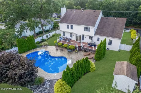 66 John F Kennedy Blvd, Pine Beach, NJ 08741