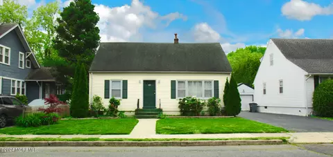 355 Euclid Ave, Manasquan, NJ 08736