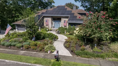 640 Winding River Rd, Brick, NJ 08724