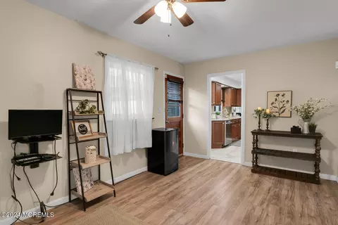 28 Crescent Pl, Matawan, NJ 07747 photo 21
