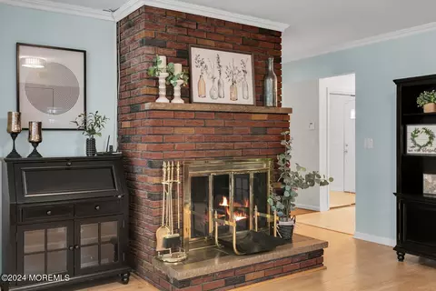 28 Crescent Pl, Matawan, NJ 07747 photo 19