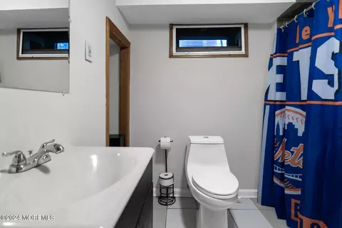 28 Crescent Pl, Matawan, NJ 07747 photo 39