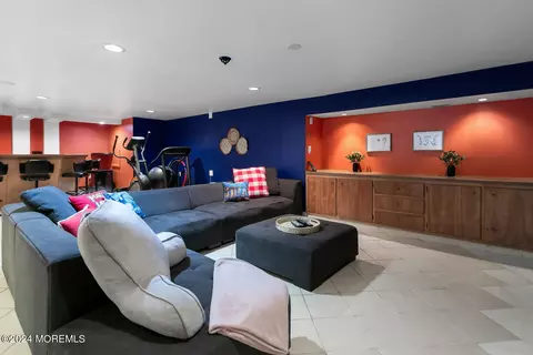 28 Crescent Pl, Matawan, NJ 07747 photo 32