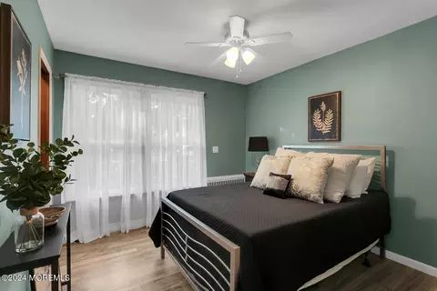 28 Crescent Pl, Matawan, NJ 07747 photo 24